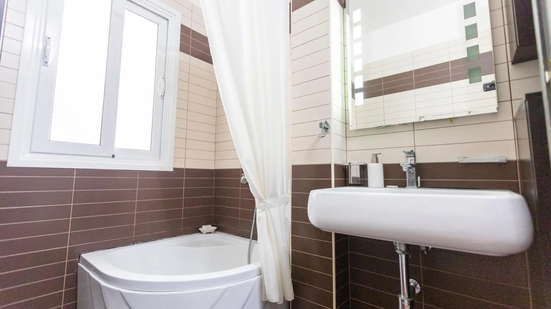 Apartament Pex Vlore 0*,